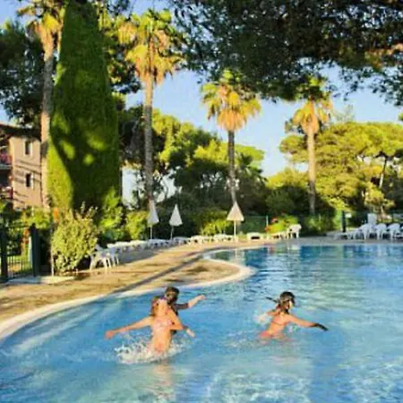 Entre mer et piscine Hyères Exterior foto